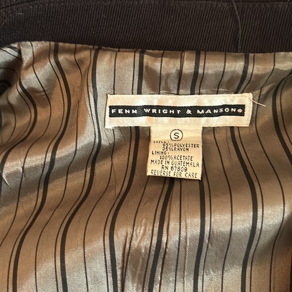 Excellent condition suit jacket. Fenn Wright and Mansons suit jacket brown smal - Picture 2 of 4